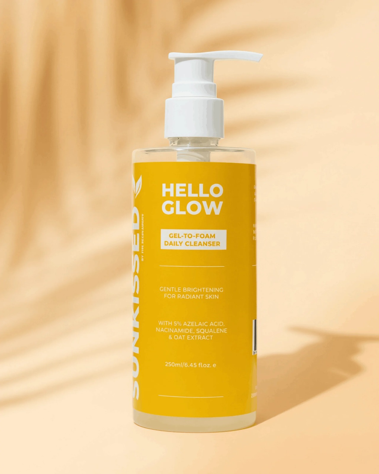 SUNKISSED HELLO GLOW GEL TO FORM CLEANSER 250ML